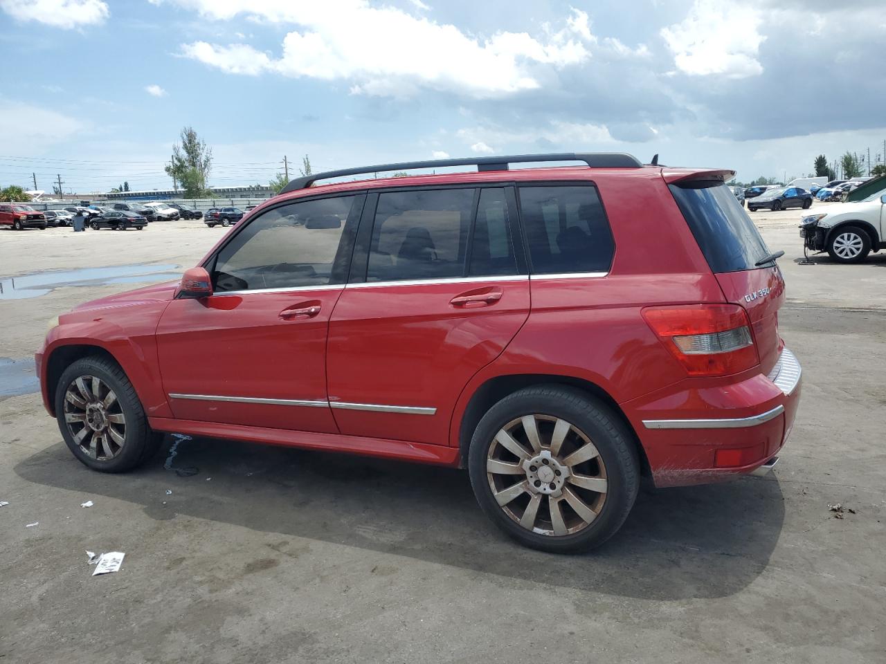 2011 Mercedes-Benz Glk-class VIN WDCGG5GB6BF559304 photo 2