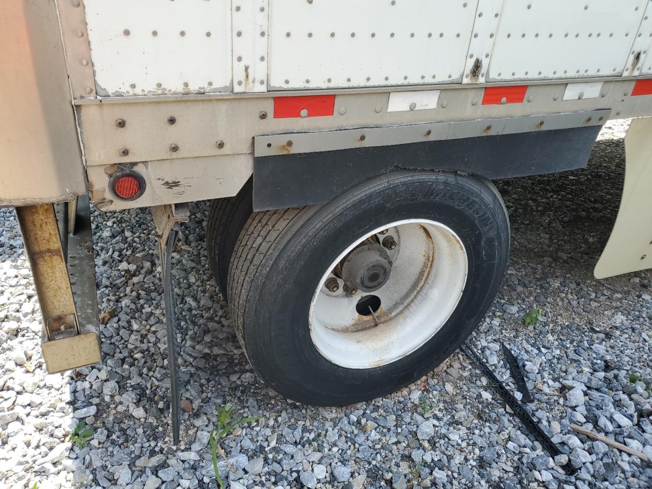 2010 Dry van tr VIN 1GRAP561XAK210341 photo 9