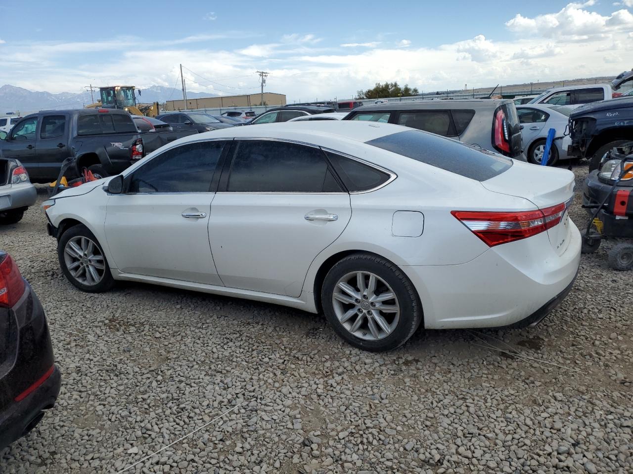 2015 Toyota Avalon VIN 4T1BK1EBXFU148706 photo 2