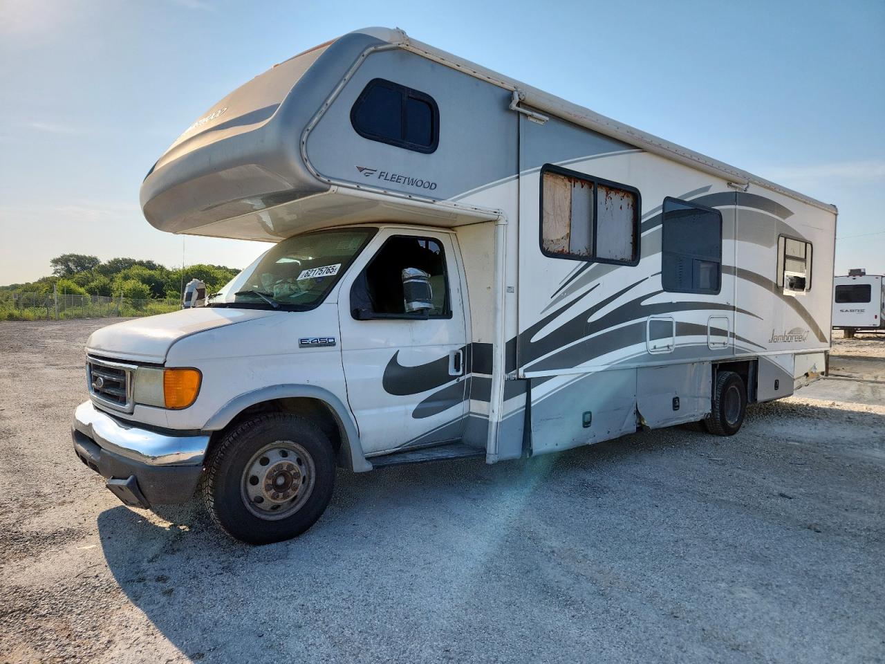 2007 Ford Econoline VIN 1FDXE45SX6HB23652 photo 2