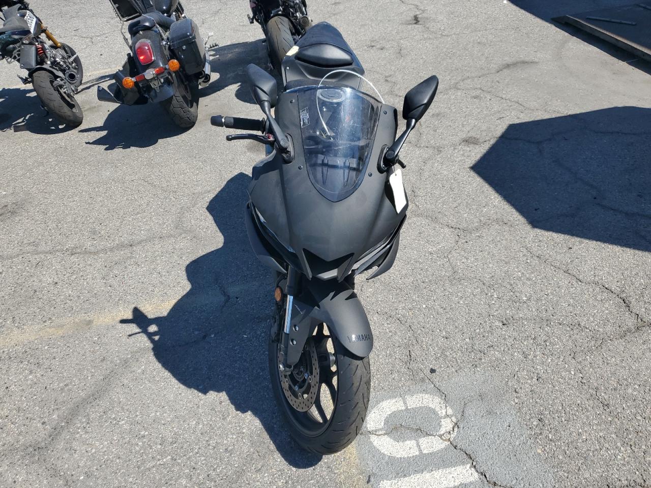 2020 YAMAHA Yzfr3 a VIN MH3RH18Y1LK004908 photo 5