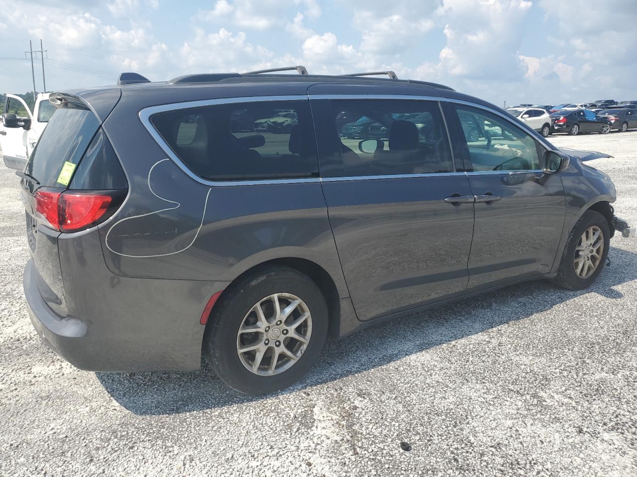 2020 Chrysler Minivan VIN 2C4RC1DG3LR176174 photo 3