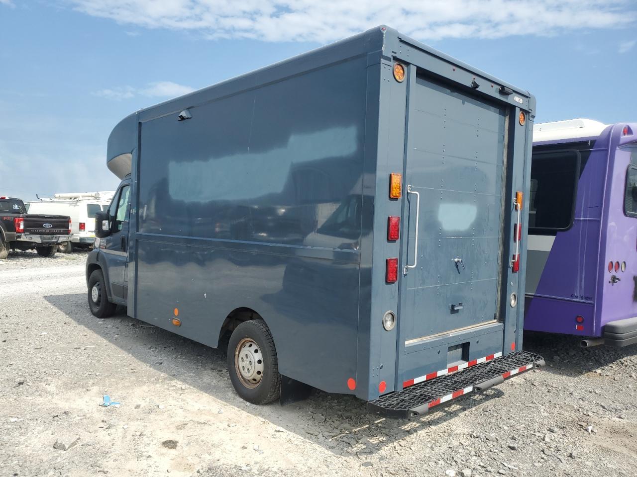 2022 Ram Promaster VIN 3C7WRVMG1NE126888 photo 2