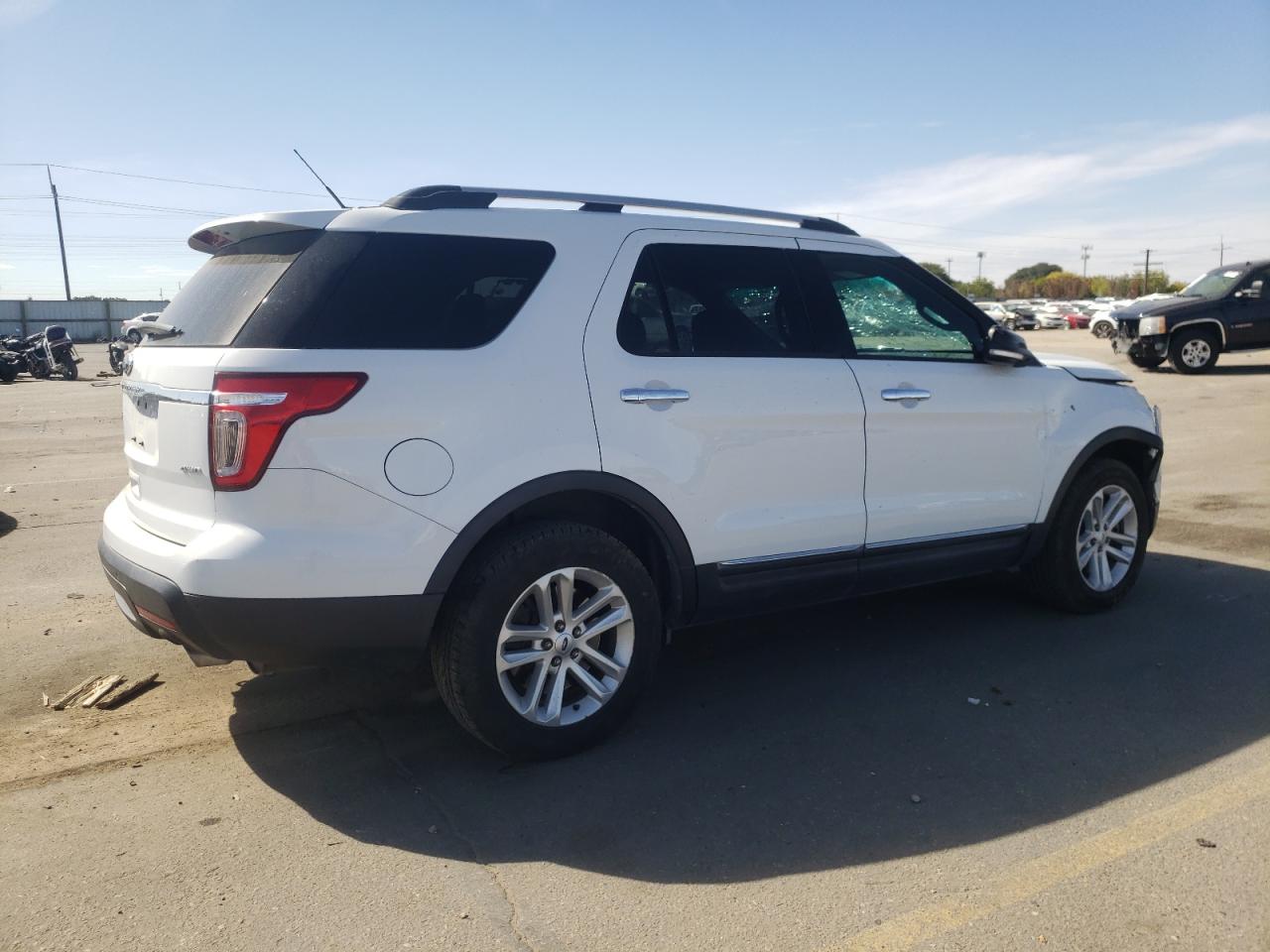 2015 FORD Explorer VIN 1FM5K8D82FGC09606 photo 3