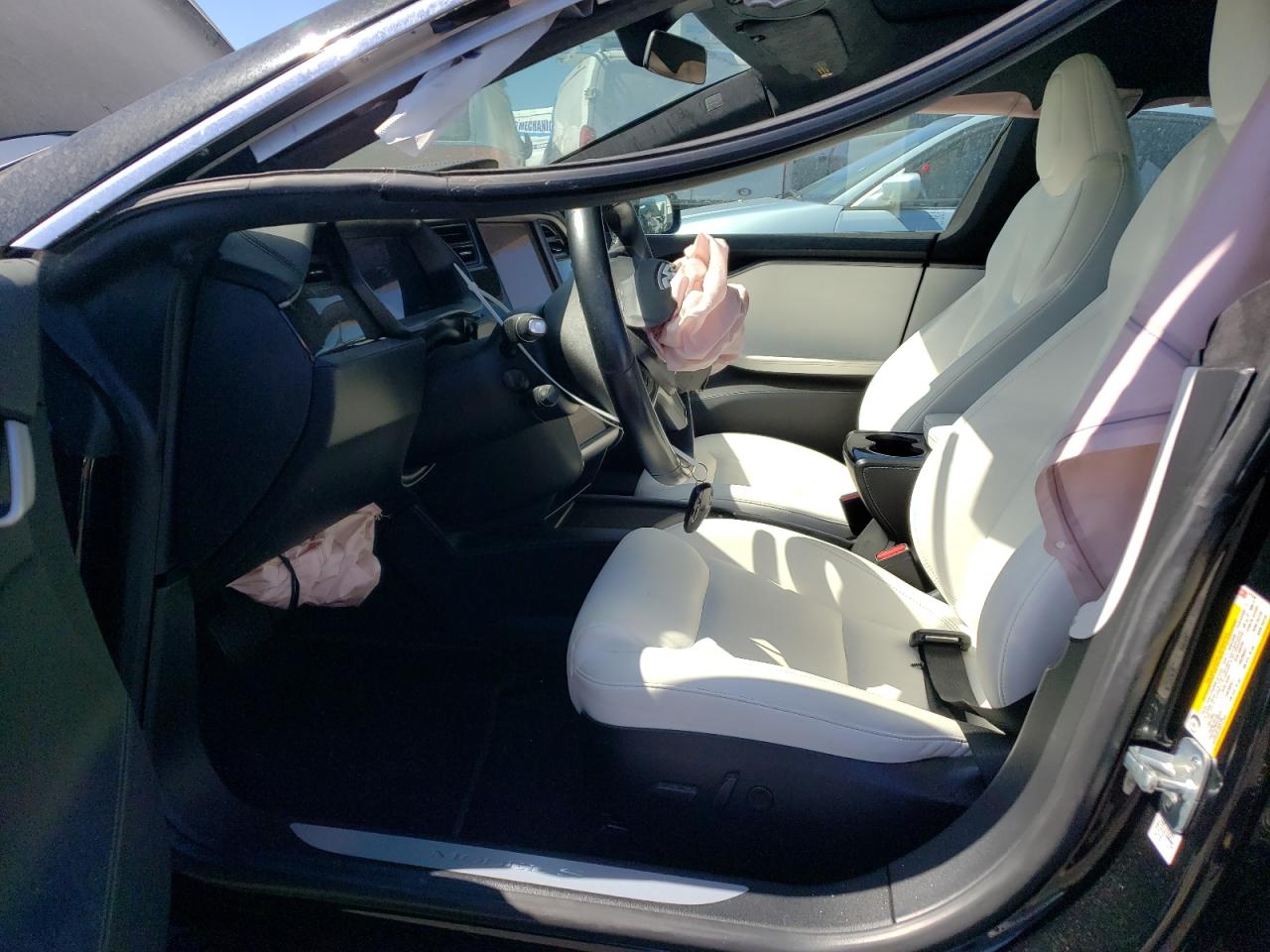 2020 Tesla Model s VIN 5YJSA1E22LF411749 photo 7