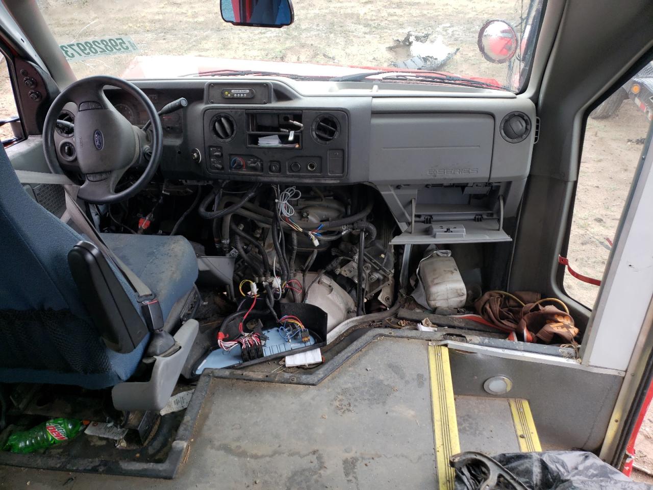 2019 FORD Econoline e450 super duty cutaway van VIN 1FDFE4FS5KDC60719 photo 8