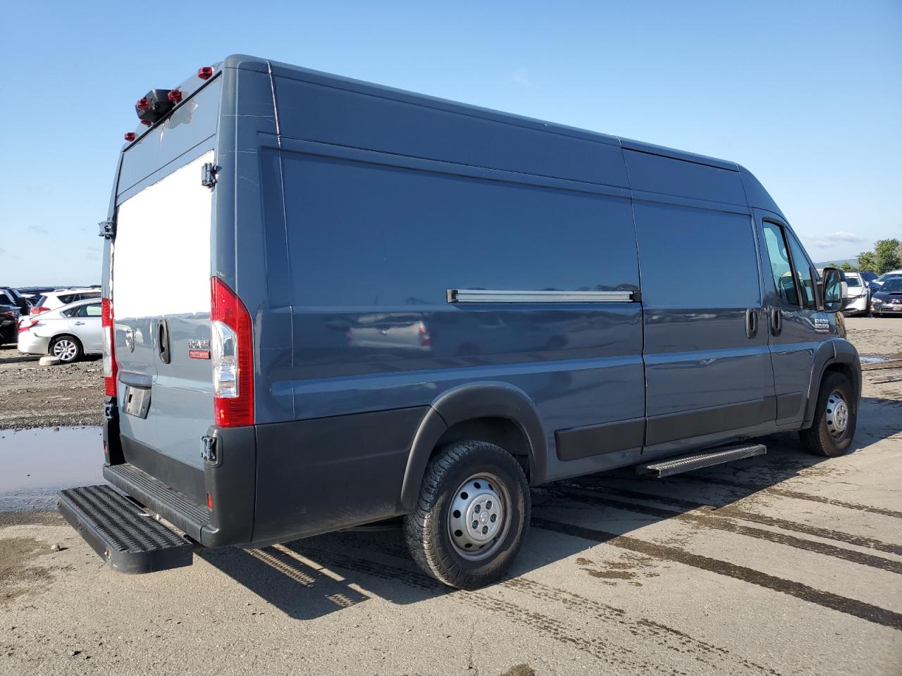 2020 RAM Promaster 3500 VIN 3C6URVJGXLE136932 photo 3