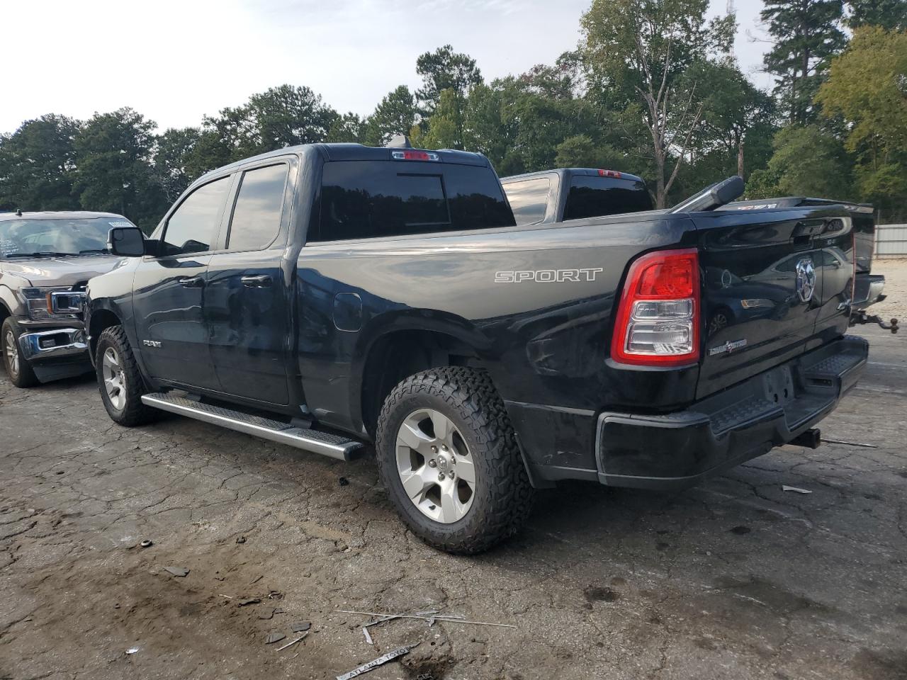 2020 RAM 1500 VIN 1C6RRFBG7LN260744 photo 2