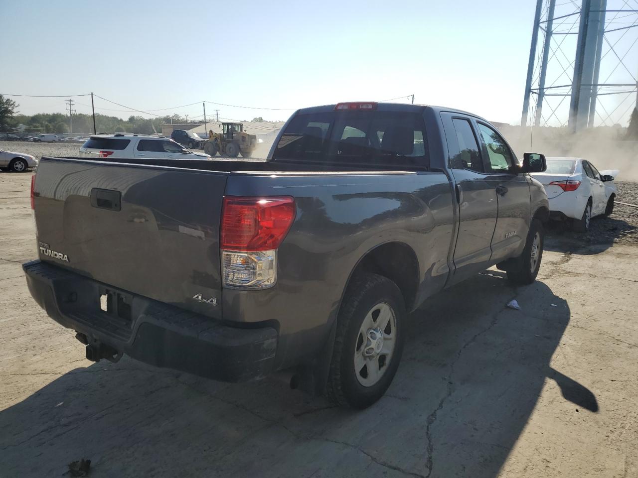 2013 TOYOTA Tundra VIN 5TFUM5F17DX049485 photo 3