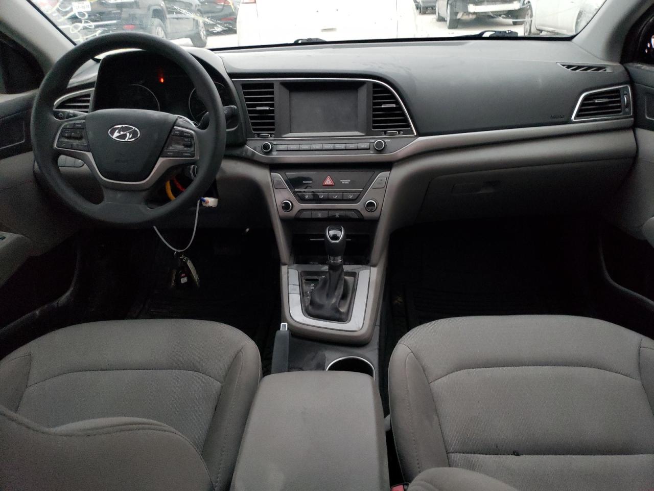 2017 HYUNDAI Elantra VIN 5NPD84LF2HH187919 photo 8