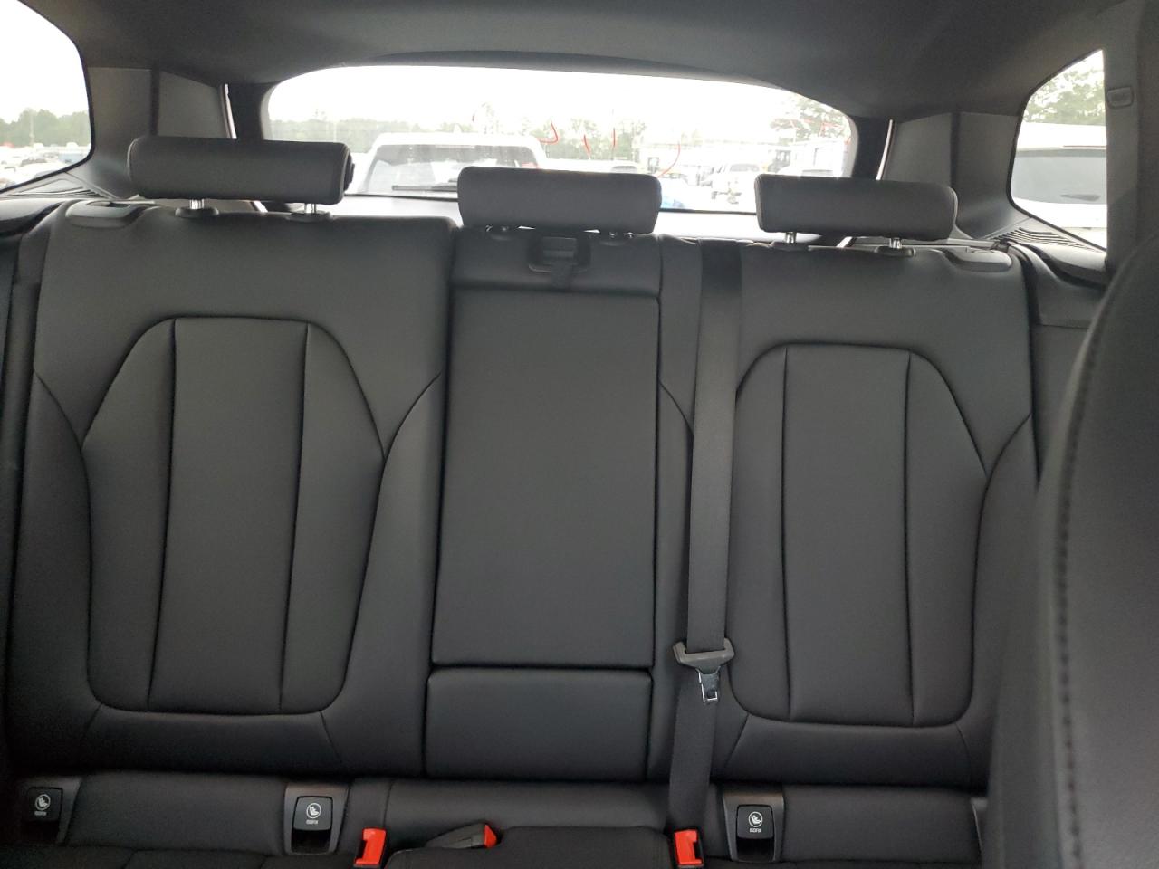 2019 BMW X3 VIN 5UXTR7C55KLE96290 photo 10