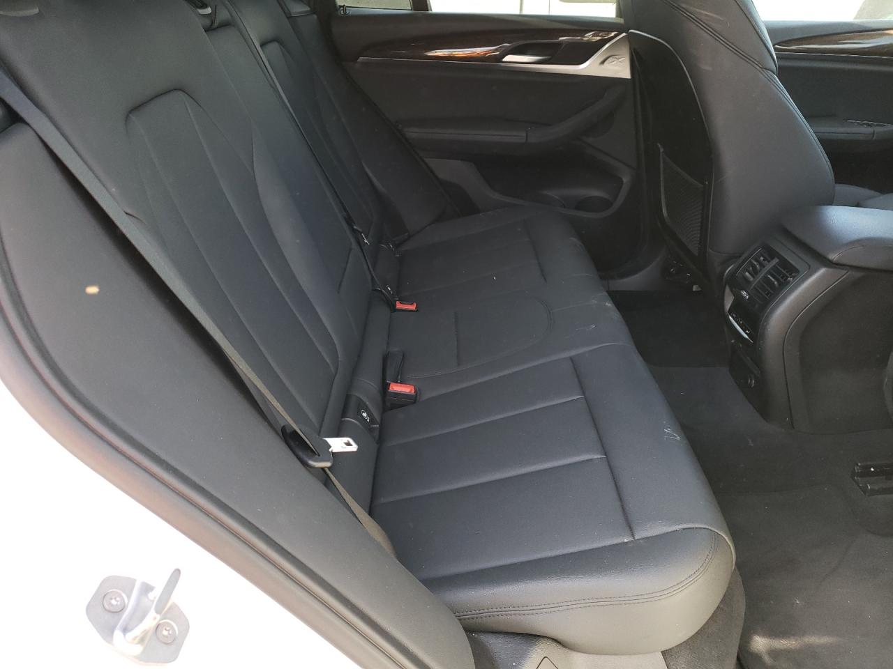 2019 BMW X3 VIN 5UXTR7C55KLE96290 photo 11