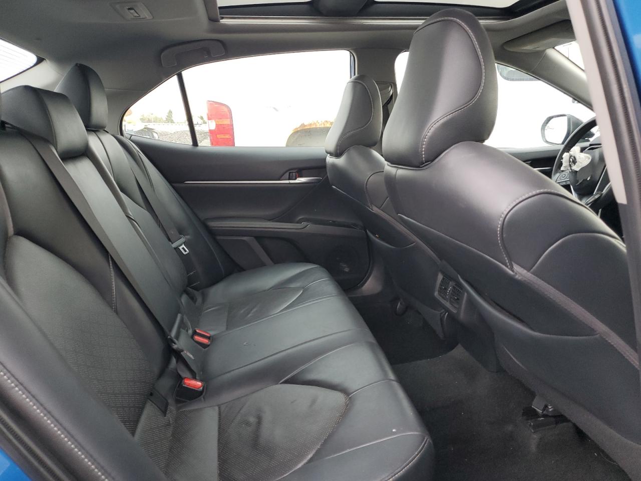 2019 Toyota Camry VIN 4T1B61HK9KU204953 photo 10