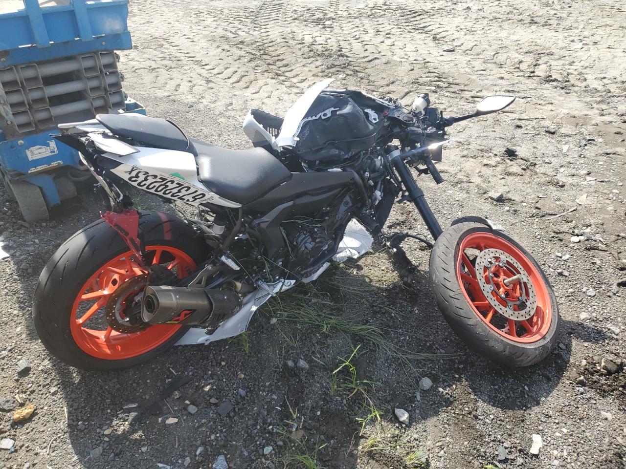 2023 YAMAHA YZFR7 VIN JYARM38EXPA006756 photo 4