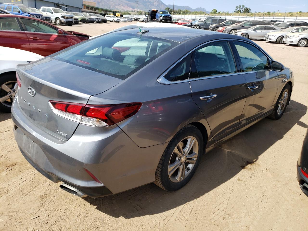 2018 Hyundai Sonata VIN 5NPE34AF1JH617287 photo 3