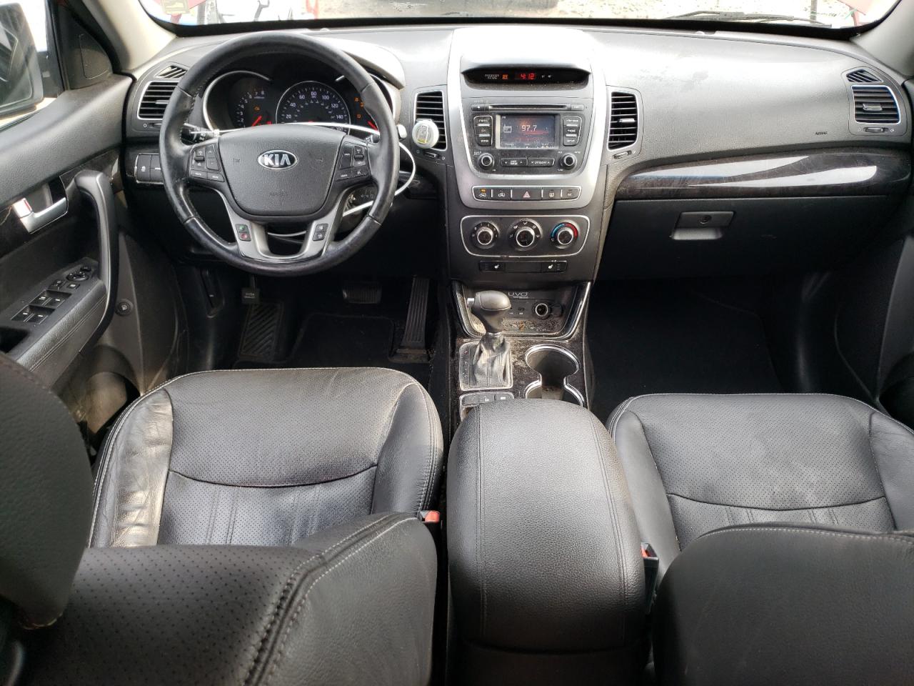 2015 KIA Sorento VIN 5XYKTCA67FG639466 photo 8