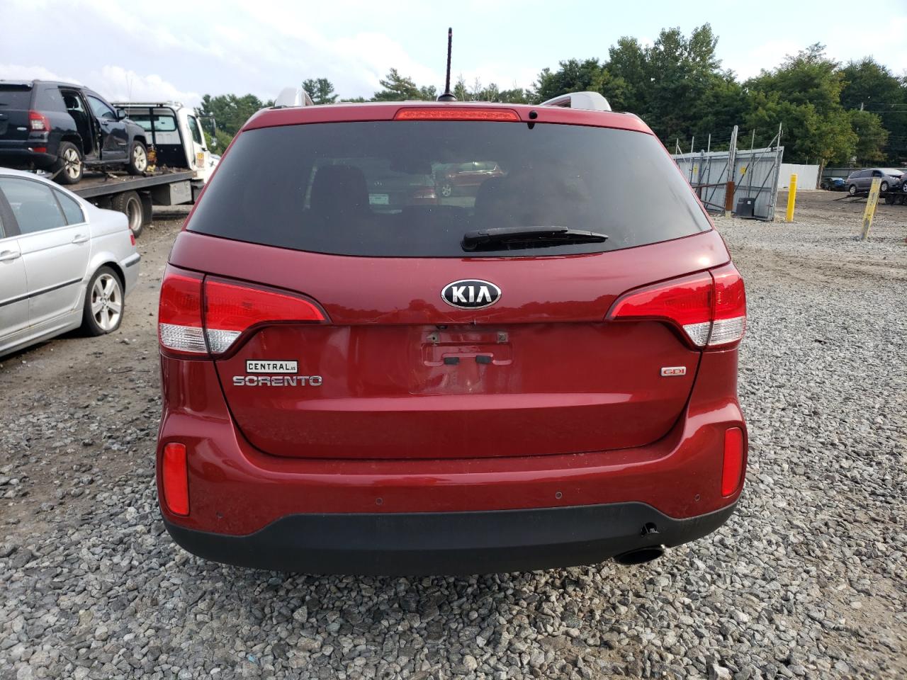 2015 KIA Sorento VIN 5XYKTCA67FG639466 photo 6