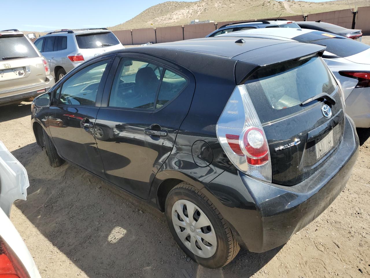 2013 TOYOTA Prius VIN JTDKDTB30D1552524 photo 2