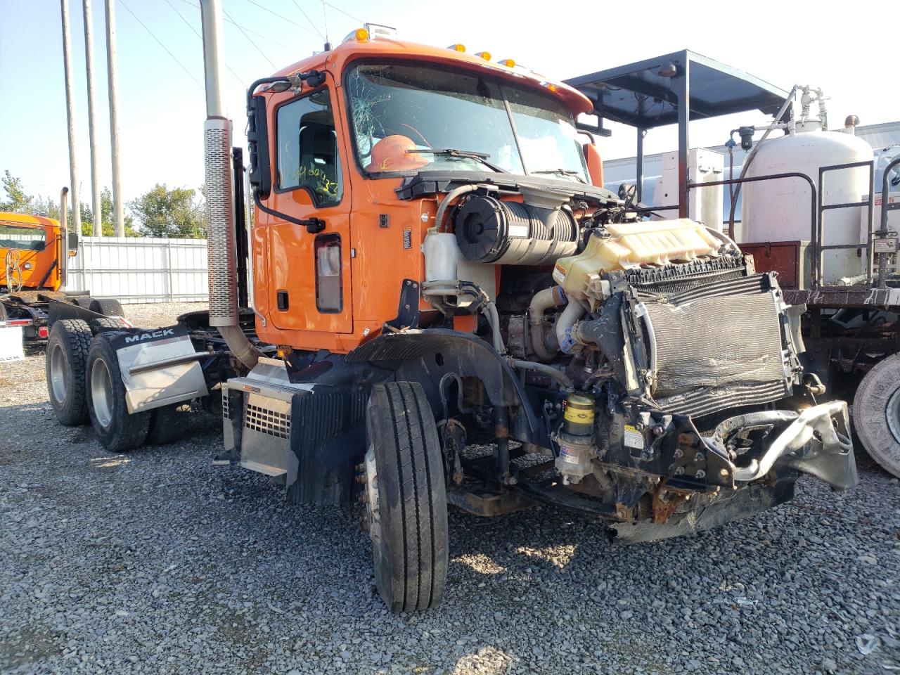 2019 MACK Anthem VIN 1M1AN4GY1KM009410 photo 1