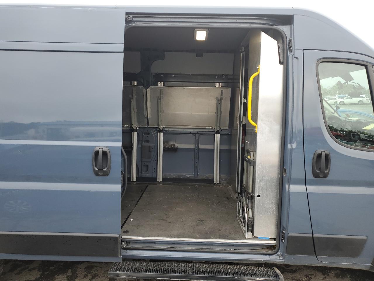 2020 RAM Promaster 3500 VIN 3C6URVJGXLE136932 photo 11