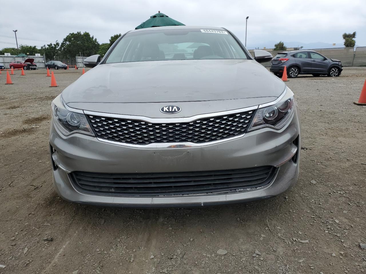 2016 KIA Optima VIN 5XXGU4L32GG088462 photo 5