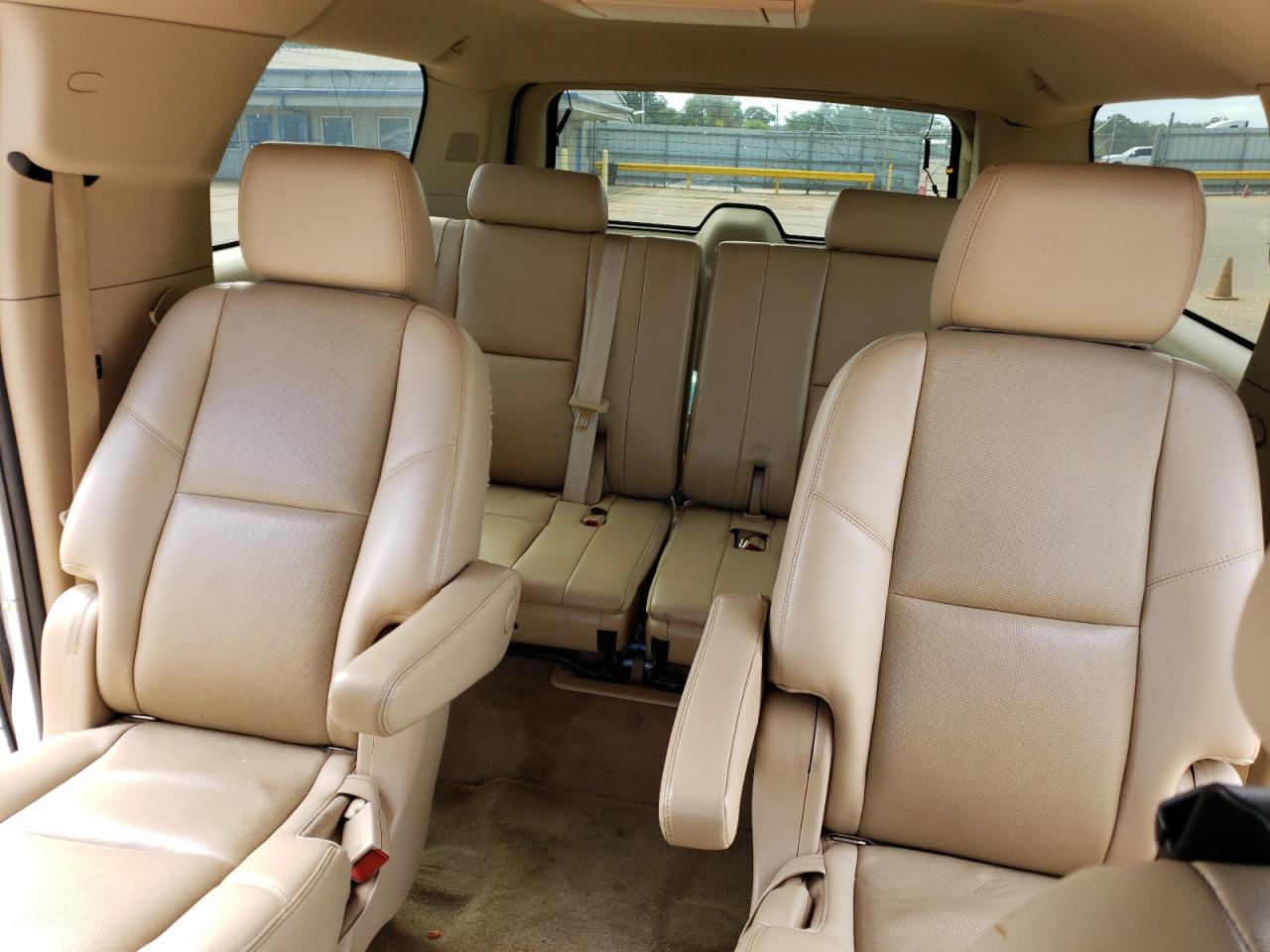 2013 CHEVROLET Suburban VIN 1GNSKKE7XDR270897 photo 10