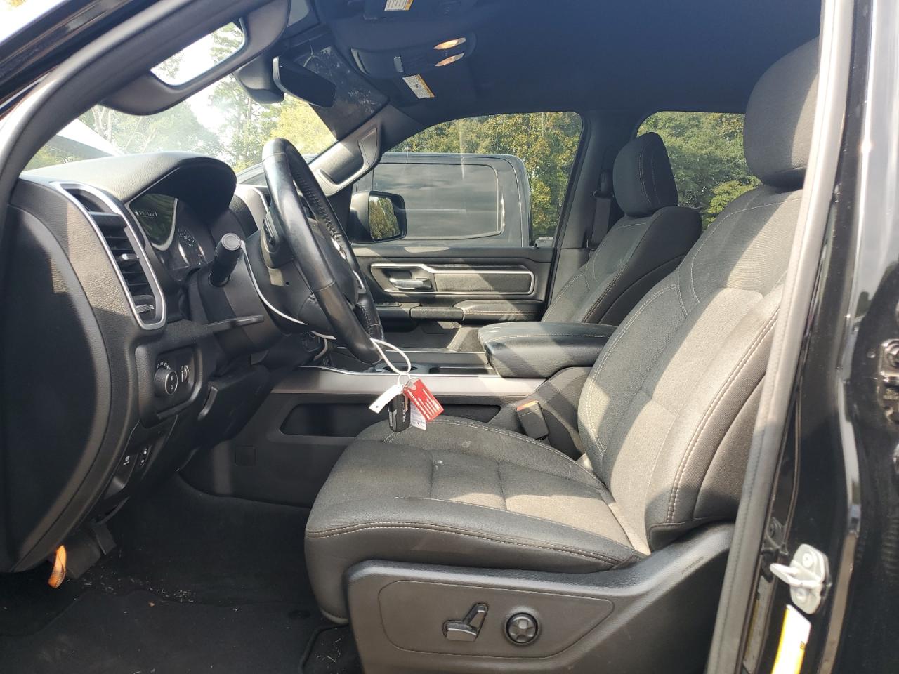 2020 RAM 1500 VIN 1C6RRFBG7LN260744 photo 7