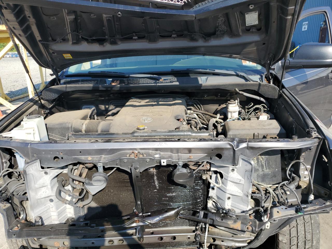 2013 TOYOTA Tundra VIN 5TFUM5F17DX049485 photo 11