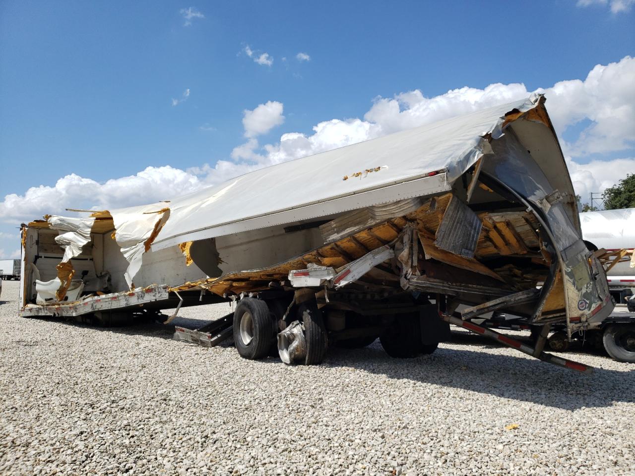 2011 UTILITY All models VIN 1UYVS2536BM995010 photo 3