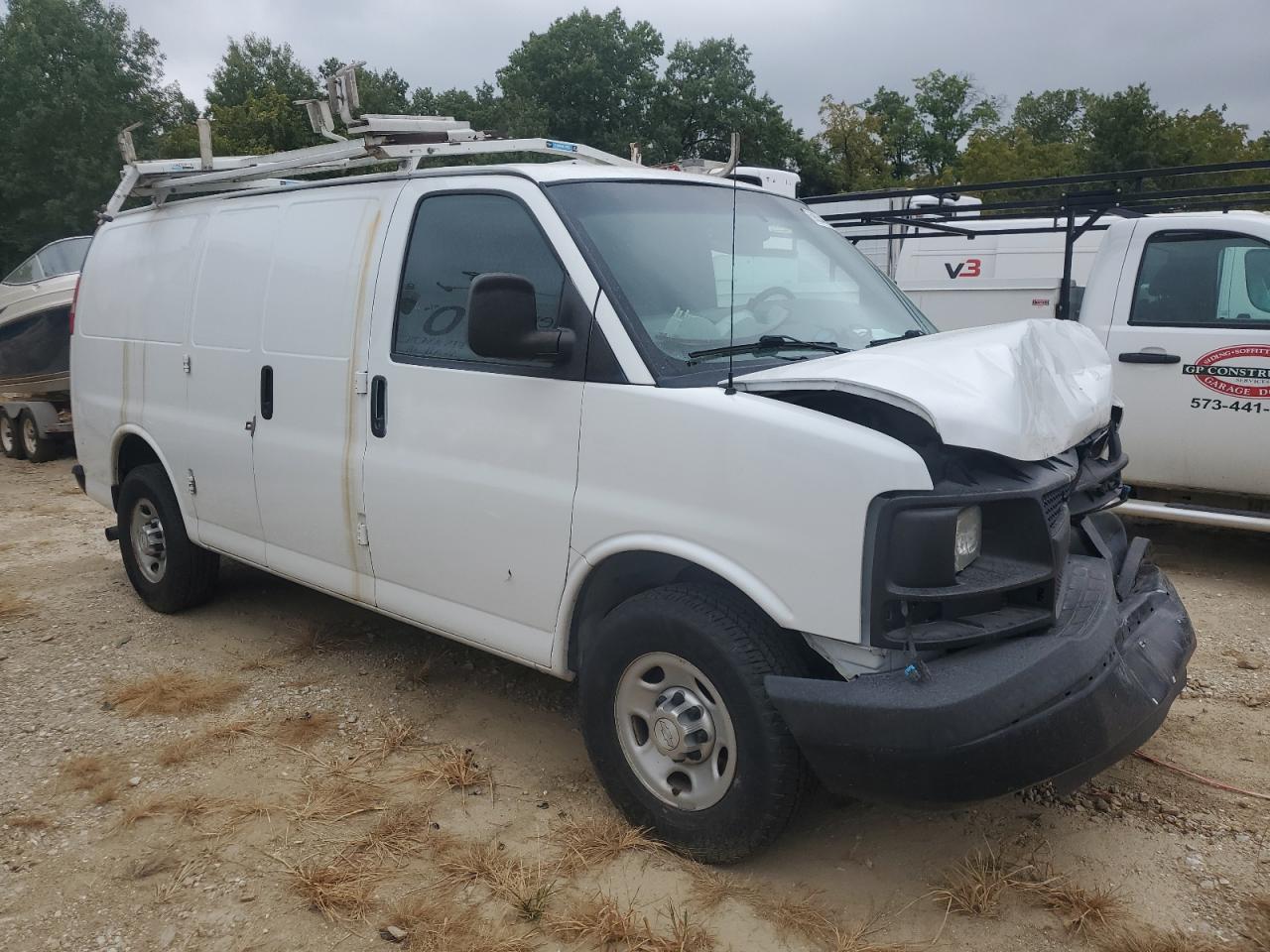 2015 Chevrolet Express VIN 1GCWGFCF9F1278049 photo 4