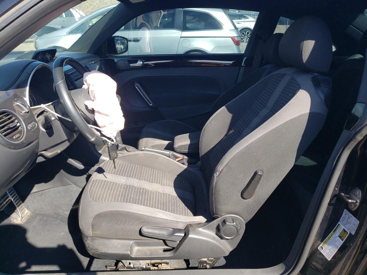 2014 Volkswagen Beetle VIN 3VWVT7AT4EM606319 photo 7