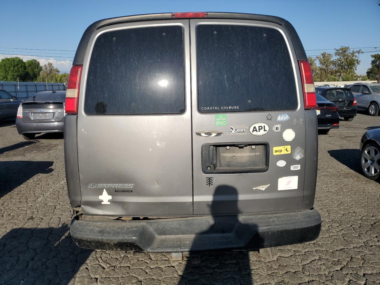 2008 CHEV Express VIN 1GAGG25K081202304 photo 6