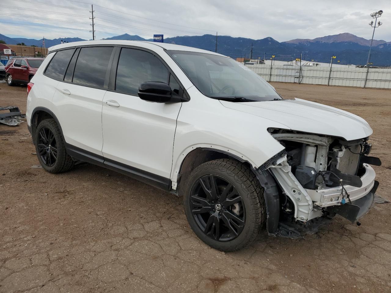 2021 Honda Passport VIN 5FNYF8H25MB001089 photo 4