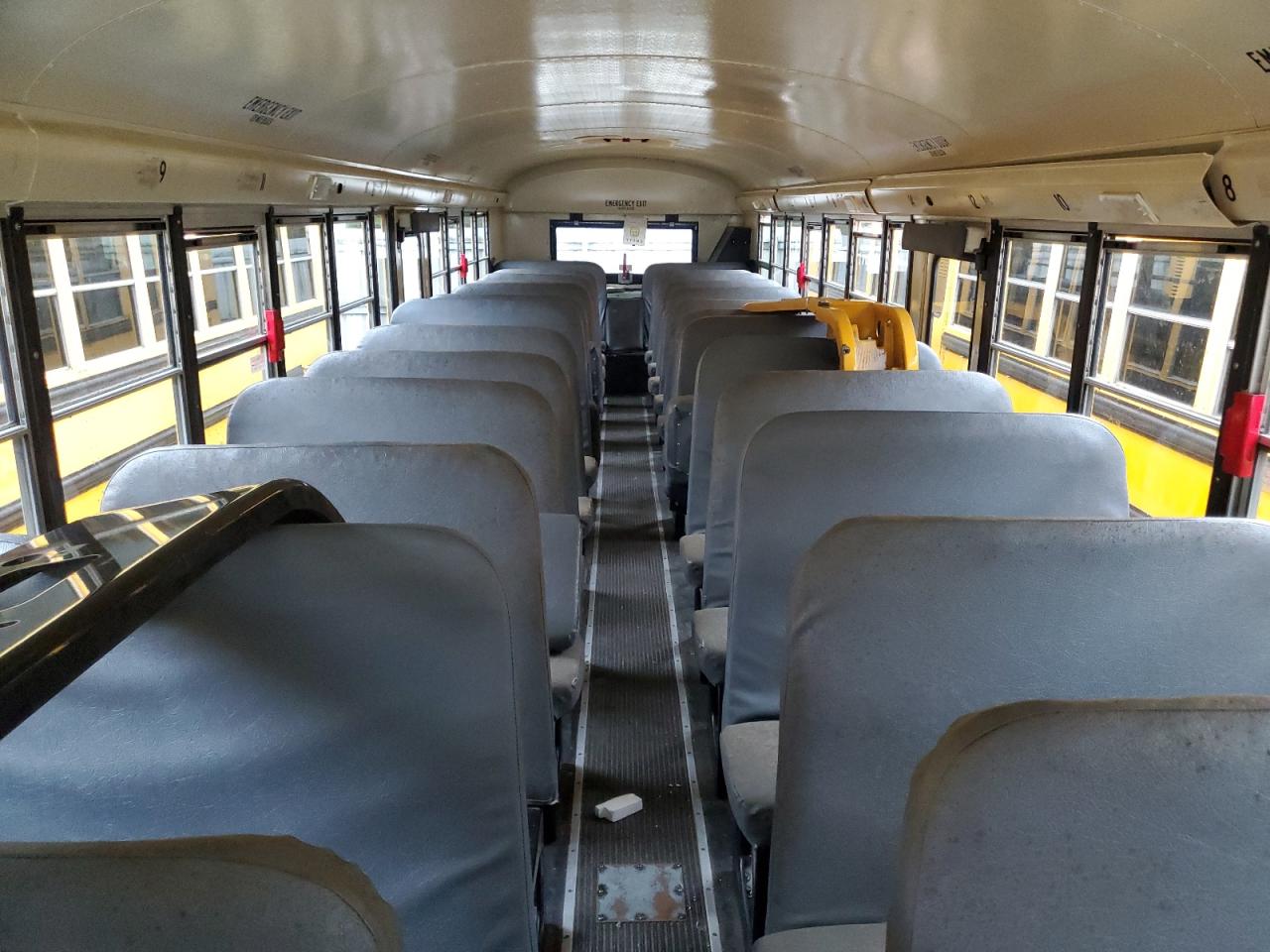 2013 Ic Re series VIN 4DRBWAAN4DB300069 photo 6