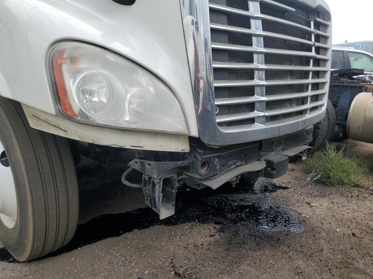 2015 FREIGHTLINER All models VIN 3AKBGADV6FSGU9440 photo 9