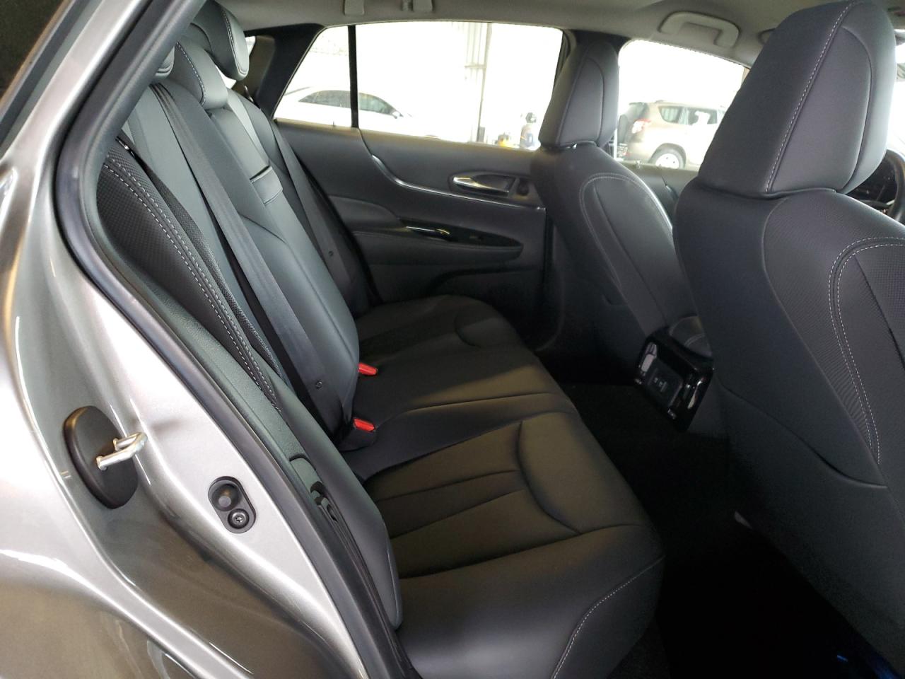 2021 Toyota Mirai VIN JTDAAAAA5MA002342 photo 10