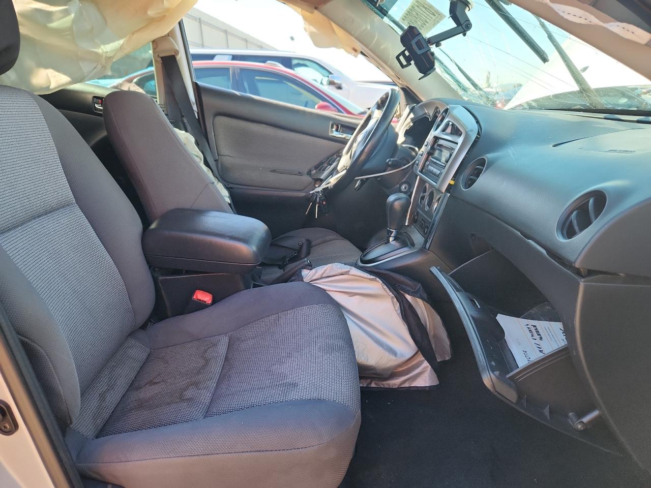 2007 Toyota Matrix VIN 2T1KR30EX7C648408 photo 7