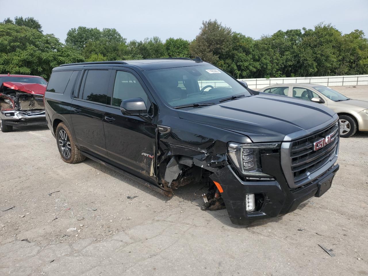 2024 GMC Yukon VIN 1GKS2HKL2RR154358 photo 4