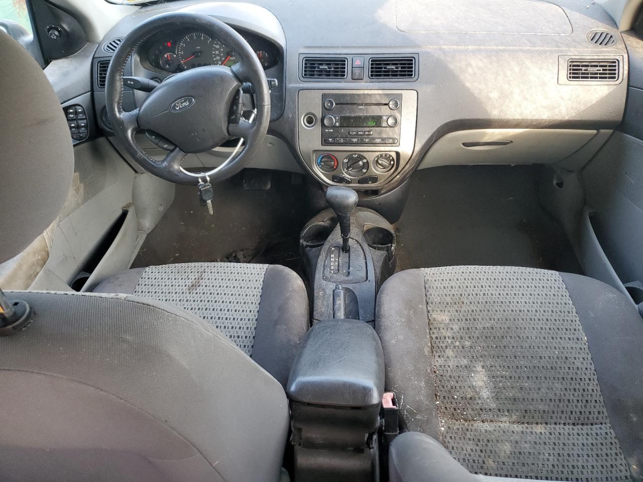 2006 FORD Focus VIN 1FAHP34NX6W195171 photo 8