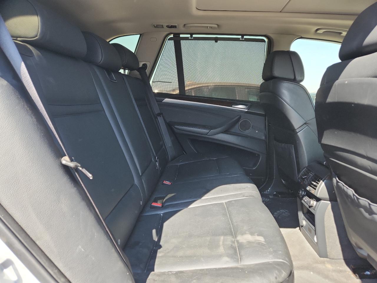2011 BMW X5 VIN 5UXZV4C54BL412820 photo 11