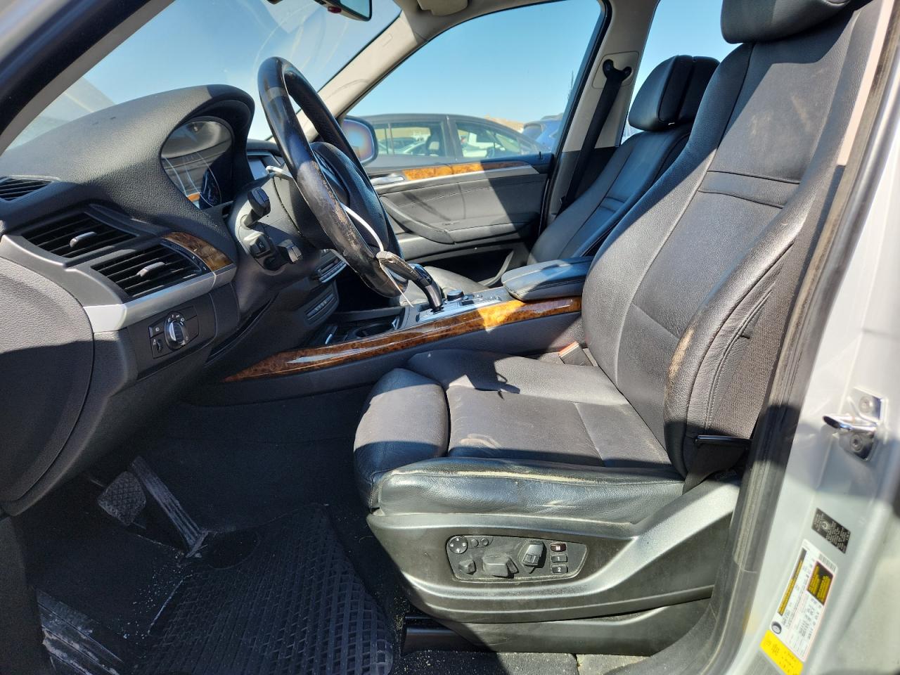 2009 BMW X5 VIN 5UXFE43599L261101 photo 7