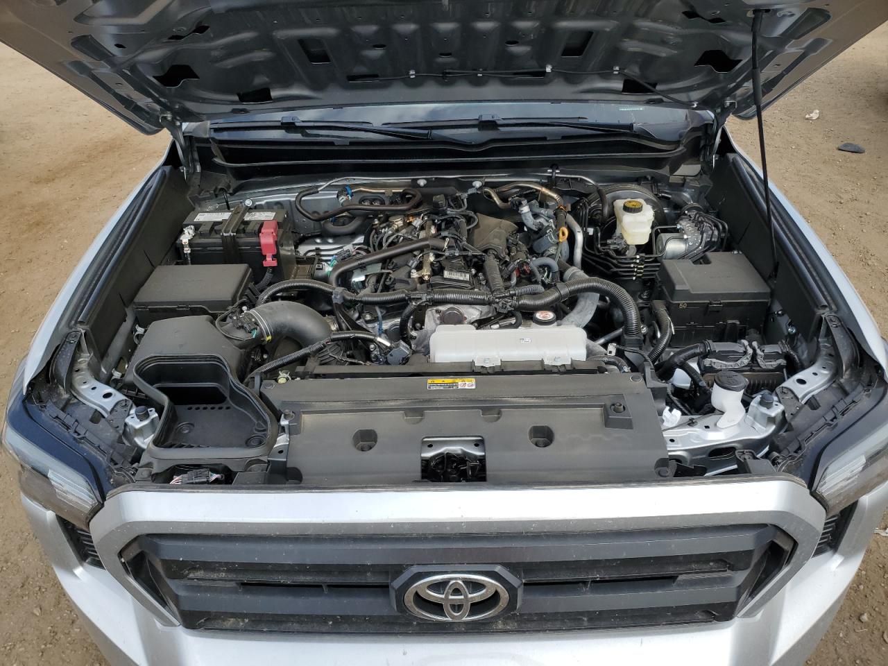 2025 Toyota Tacoma VIN 3TMLB5JN2SM136225 photo 11