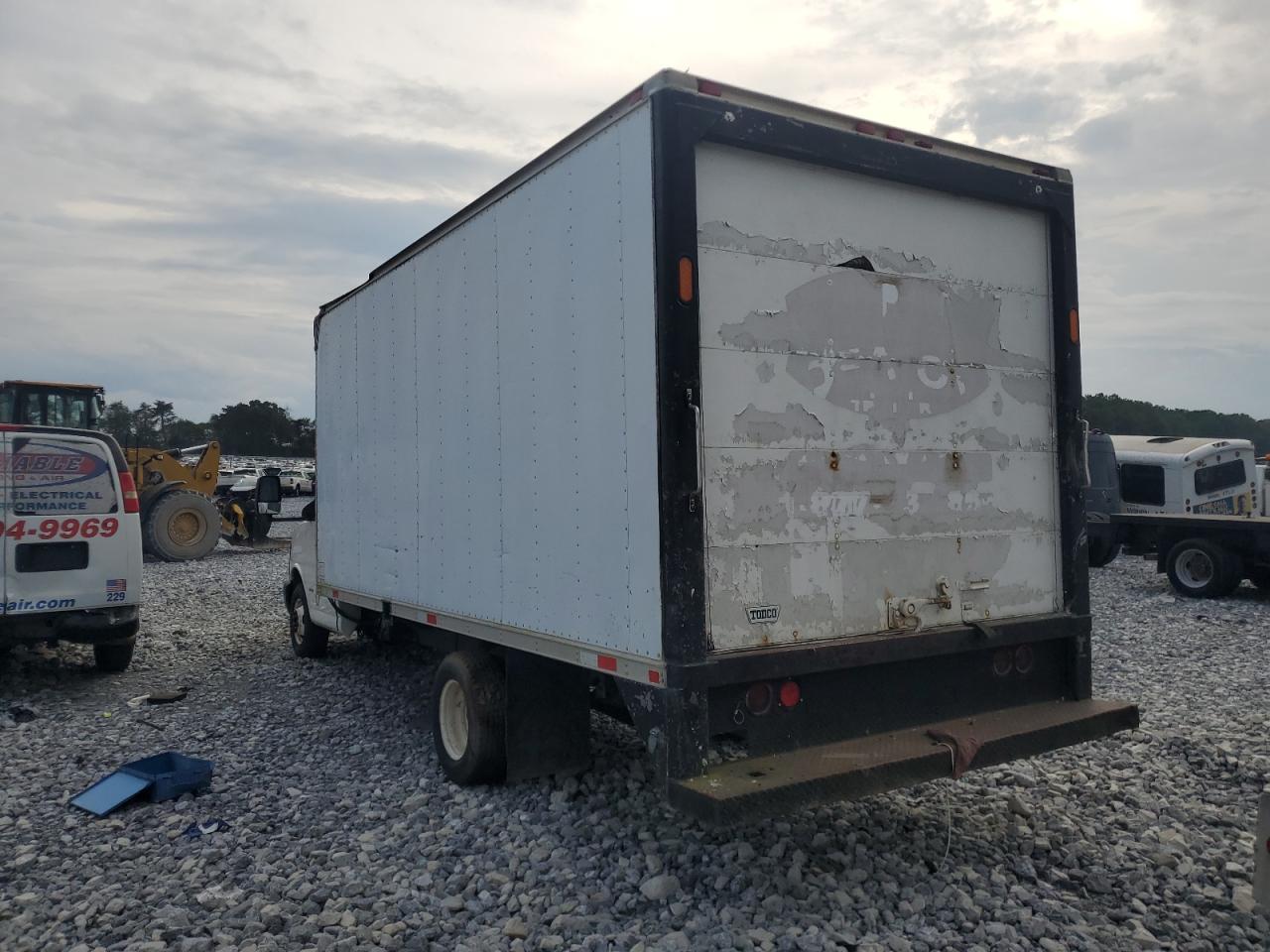2006 CHEVROLET Express VIN 1GBJG312961164033 photo 3