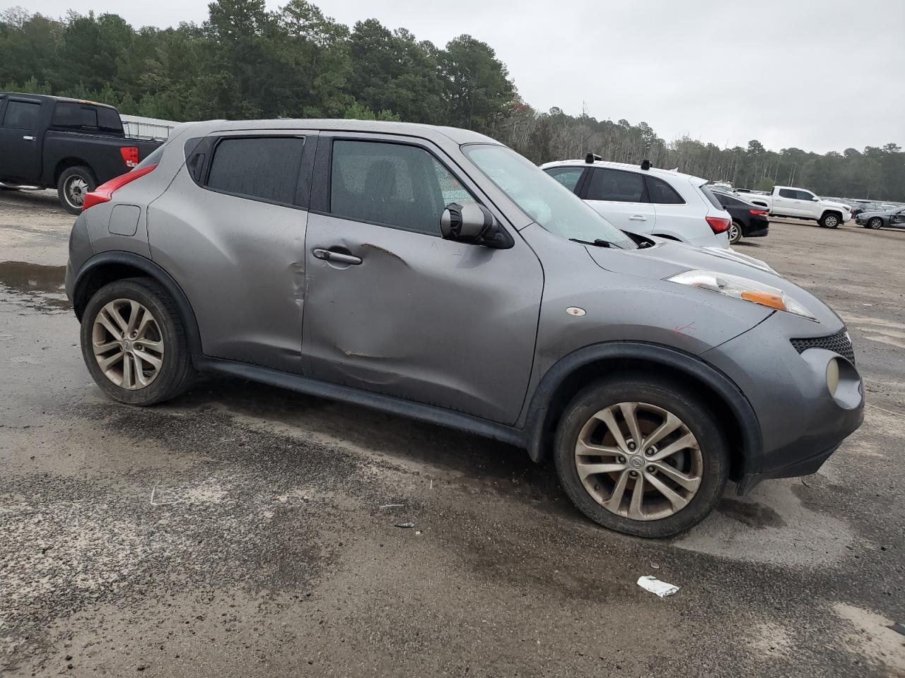 2014 NISS Juke VIN JN8AF5MRXET359746 photo 4