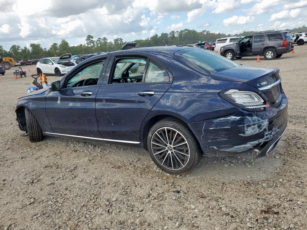 2020 Mercedes-Benz C class VIN WDDWF8EB4LR559168 photo 2