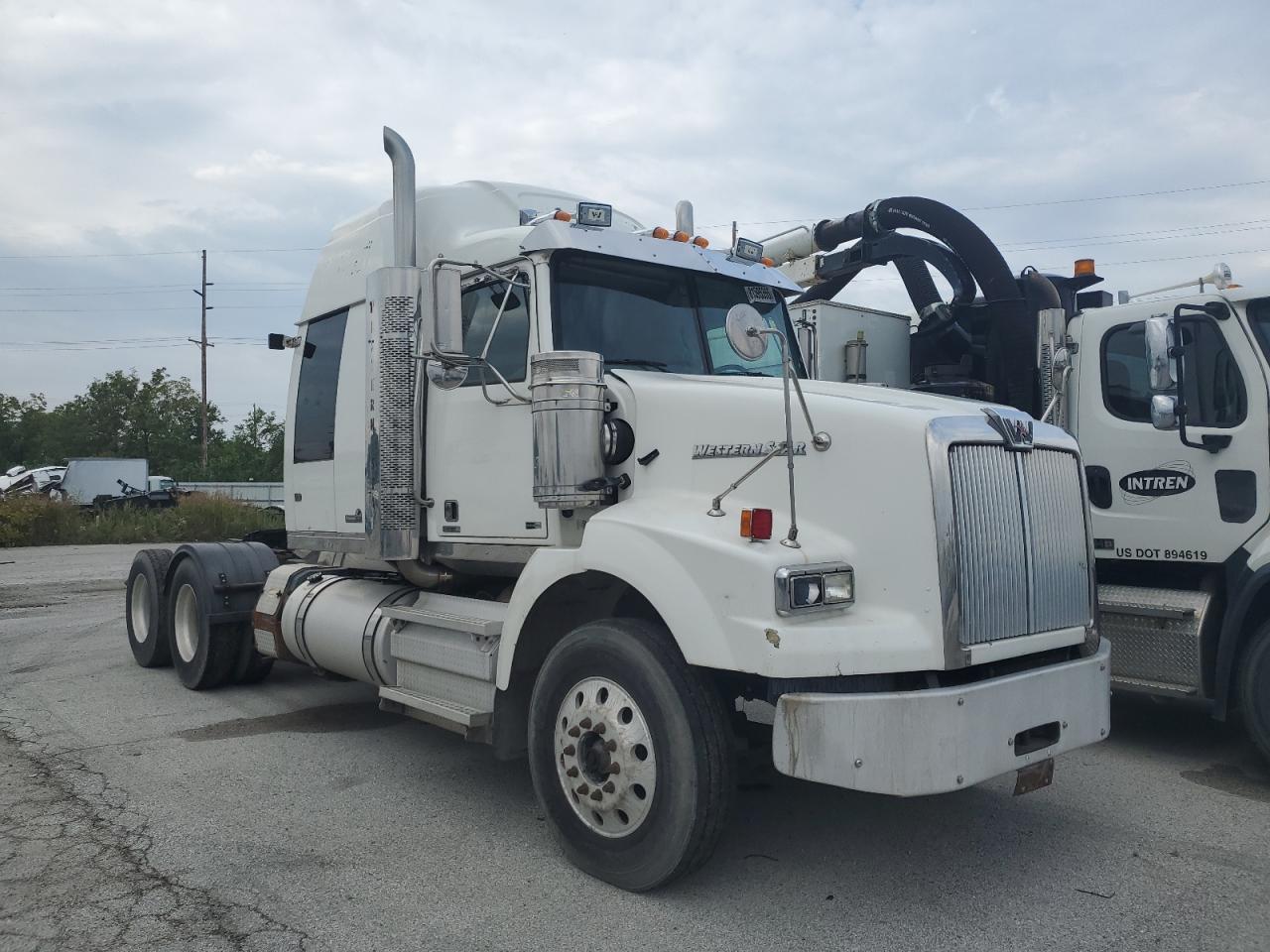 2013 WESTENSTAR All models VIN 5KJJALDR6DPFB8415 photo 1