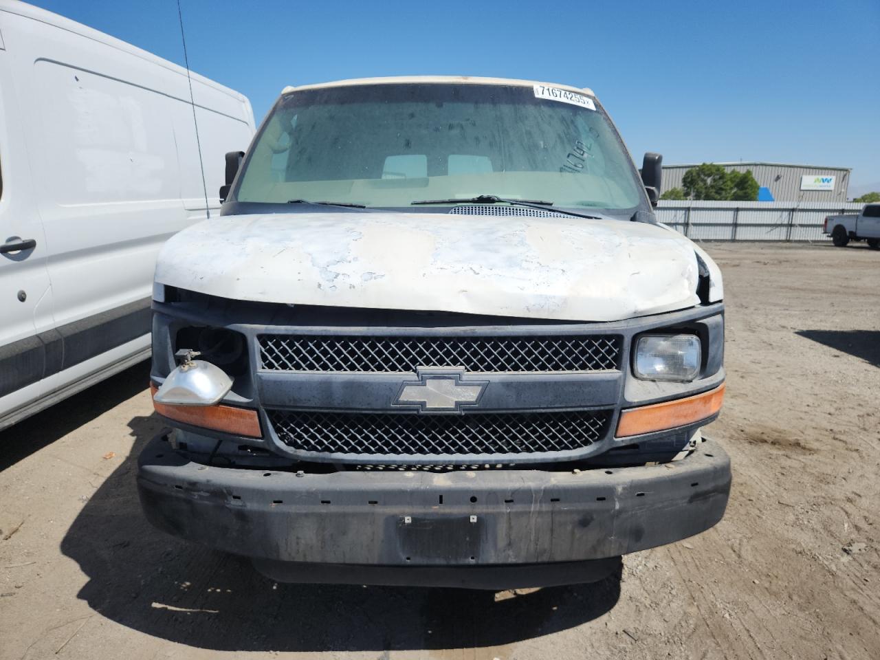 2006 CHEV Express VIN 1GCHG35U361166253 photo 5