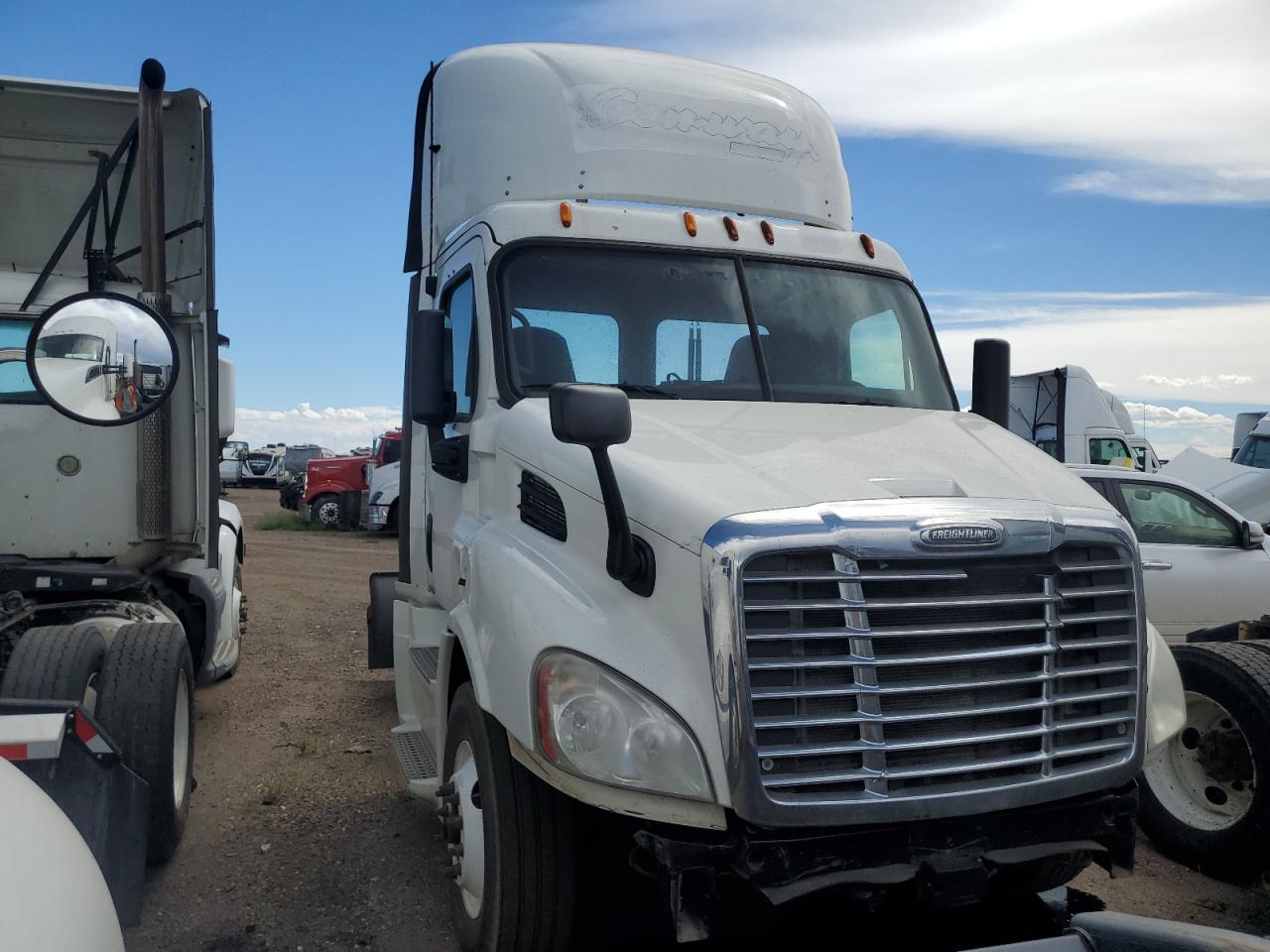 2015 FREIGHTLINER All models VIN 3AKBGADV6FSGU9440 photo 1