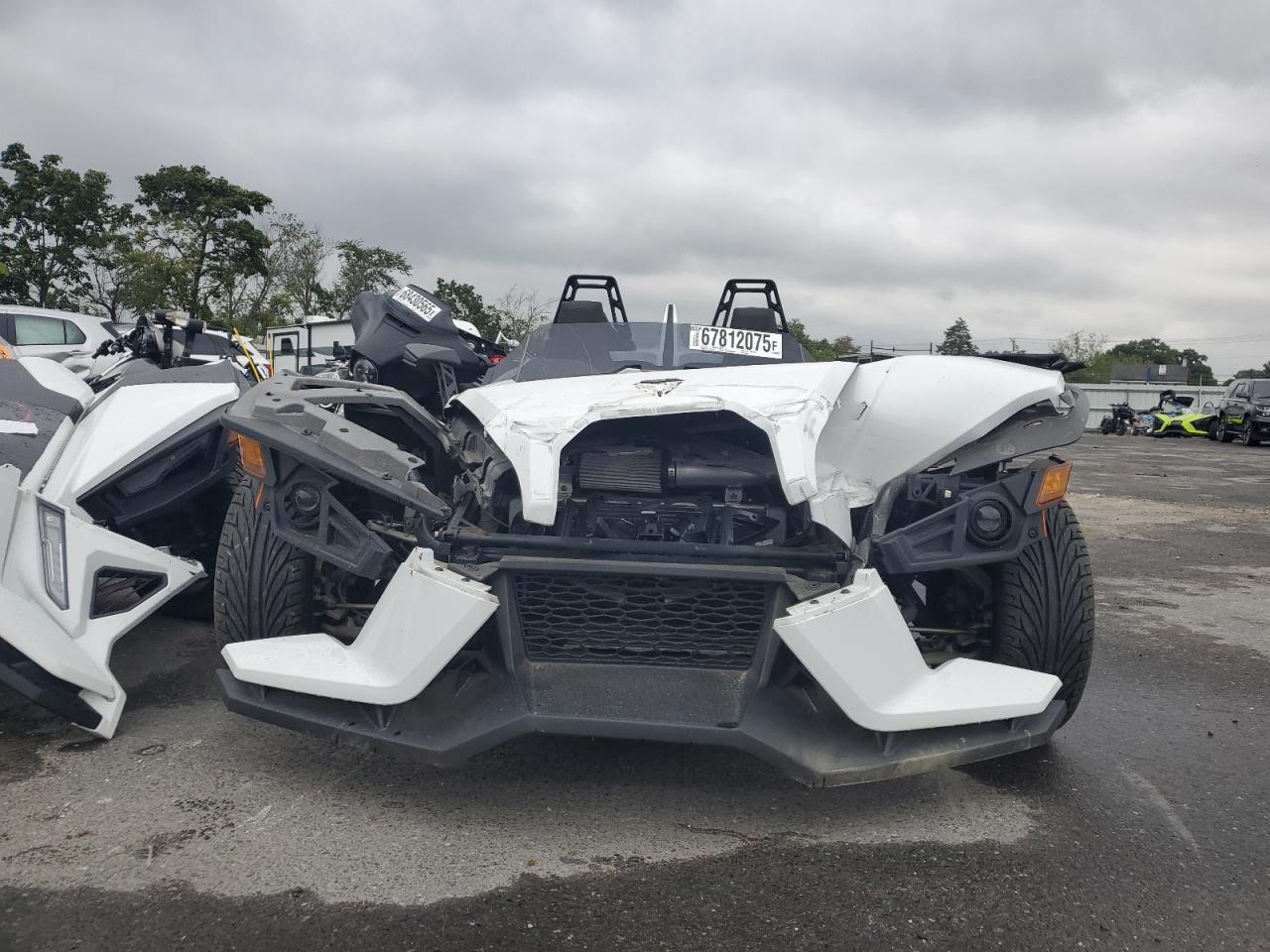 2019 Polaris Slingshot VIN 57XAASFA1K8134489 photo 2