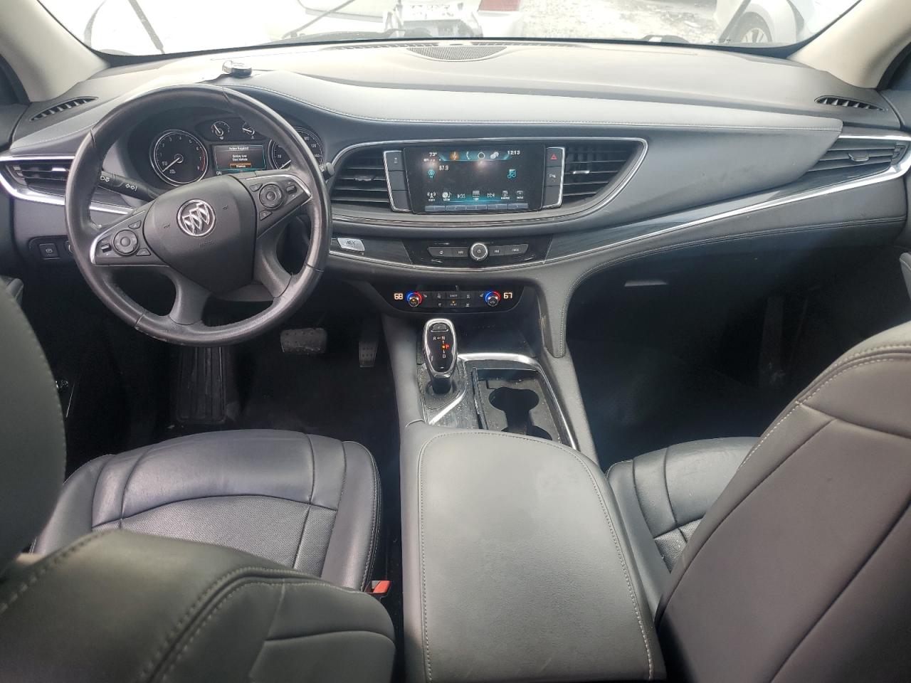 2019 Buick Enclave VIN 5GAERBKWXKJ276970 photo 8